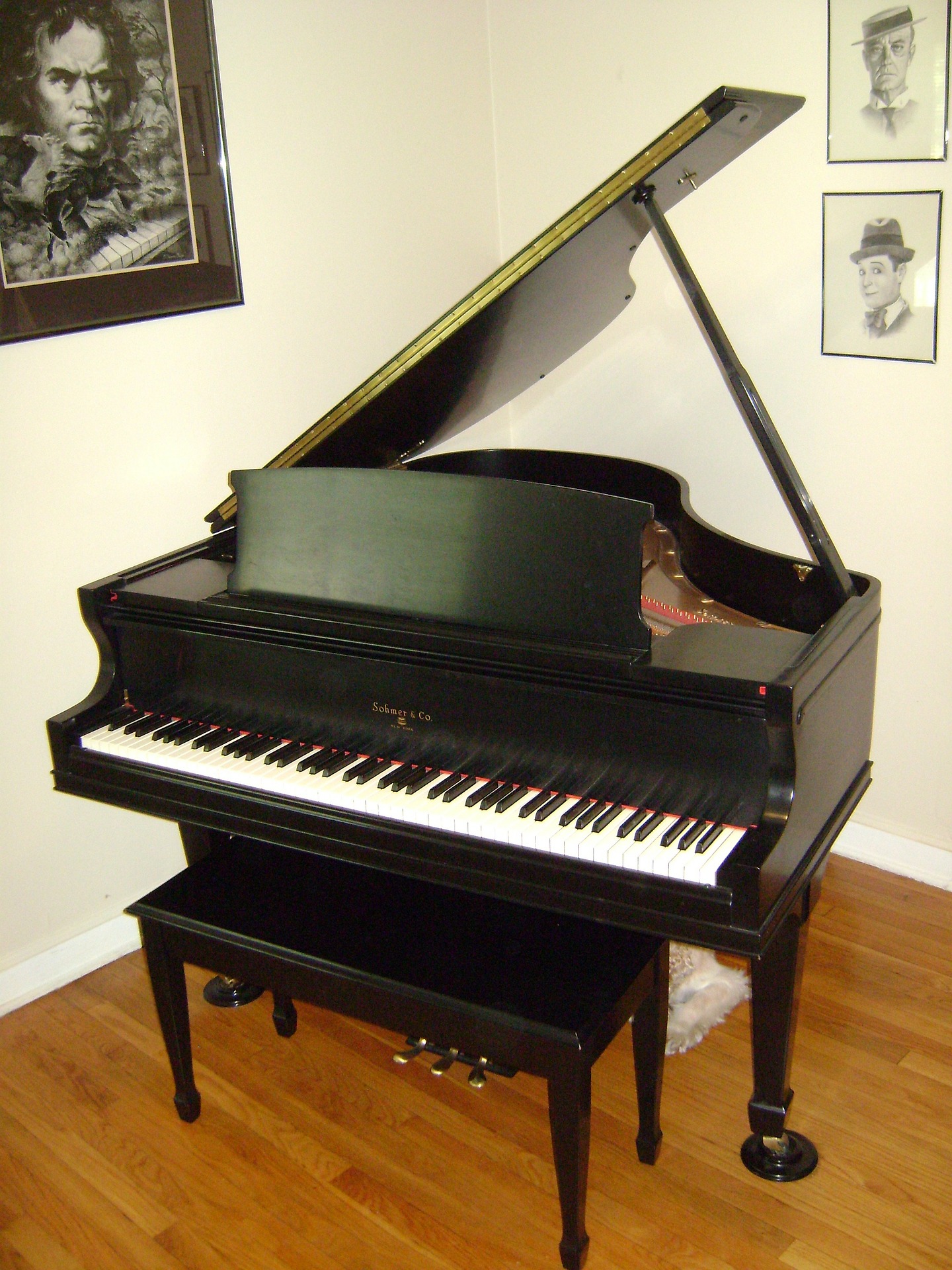 piano-179726_1920