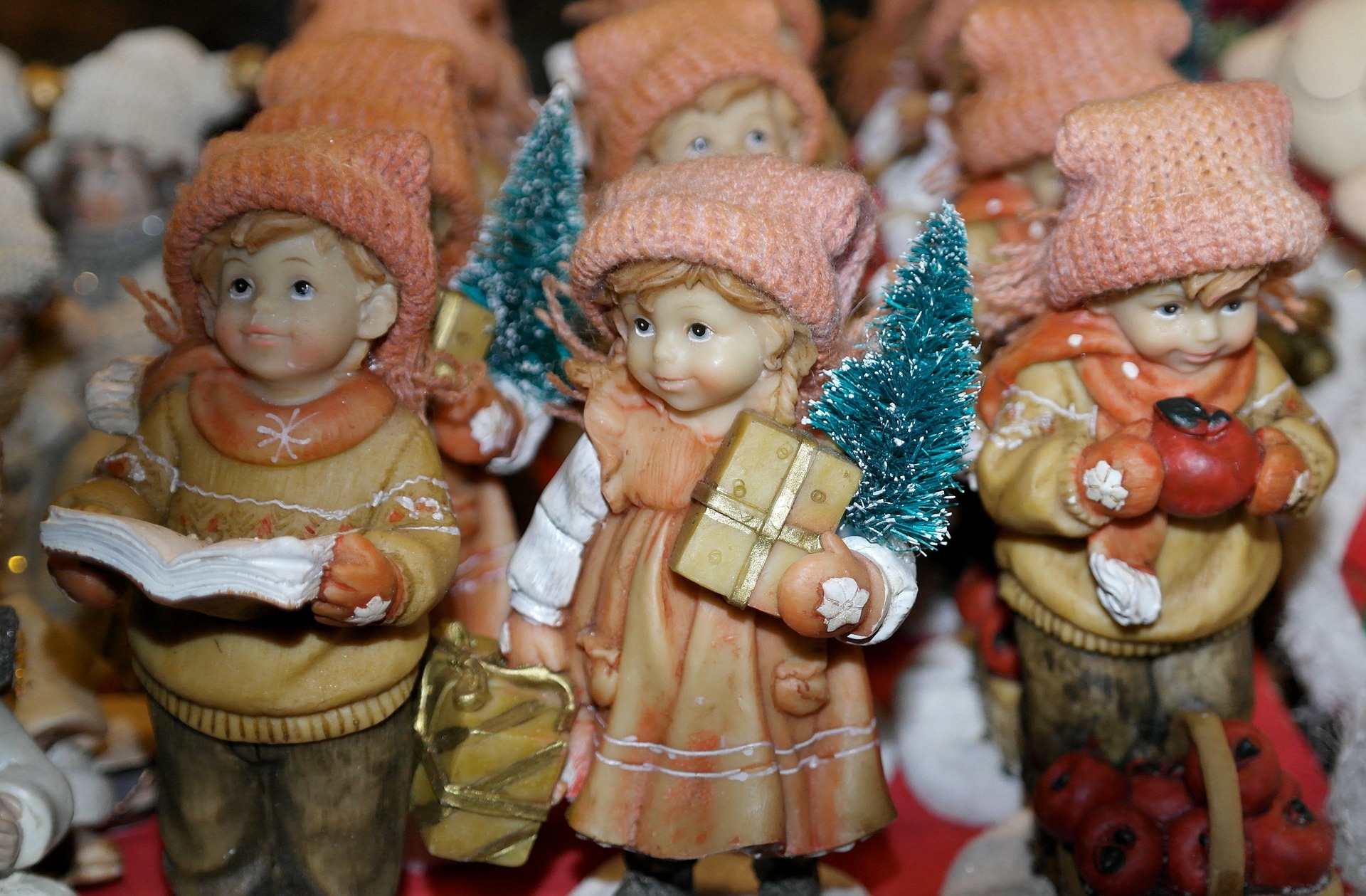 christmas-dolls-220756_1920